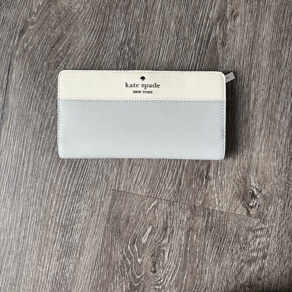 Kate Spade Cream and Gray Wallet